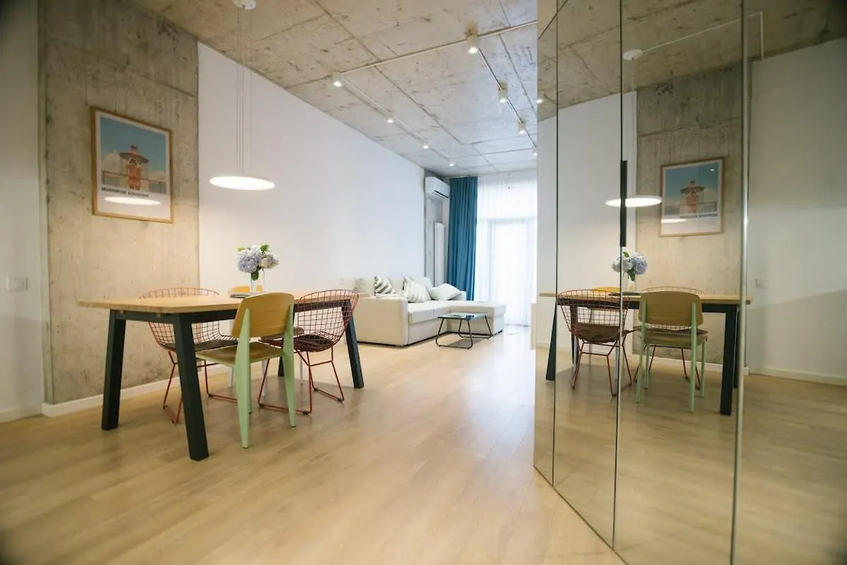 Super Stylish 2Br Apt In Batumi Dom wakacyjny