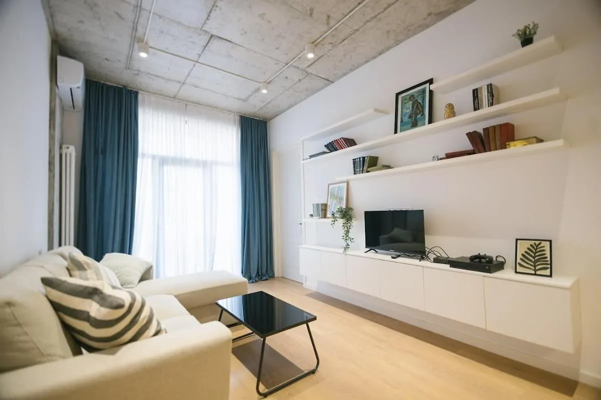 Super Stylish 2Br Apt In Batumi 0*,  Gruzja